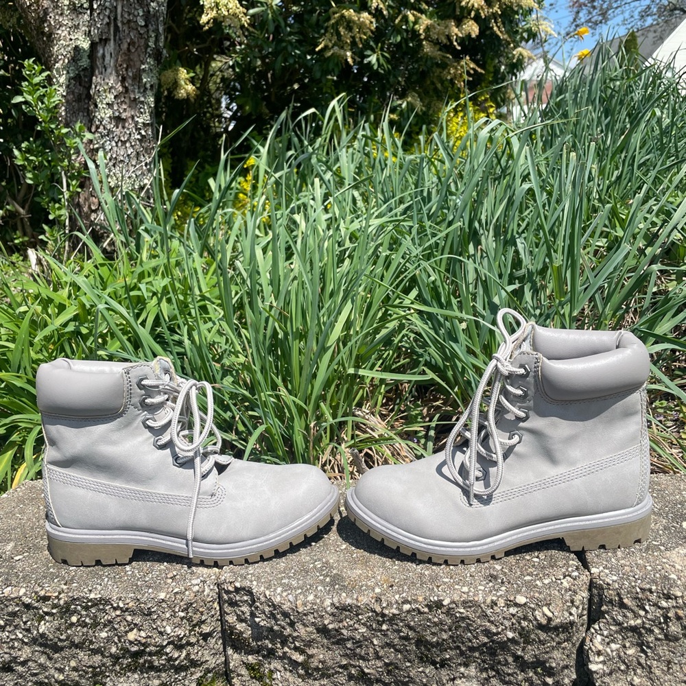 Union Bay work boots NWT